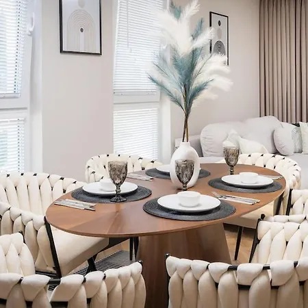 Old City Premium Apartment By Rent4You Ольштин Екстер'єр фото