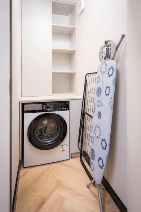Apartment Old Premium By Rent4you